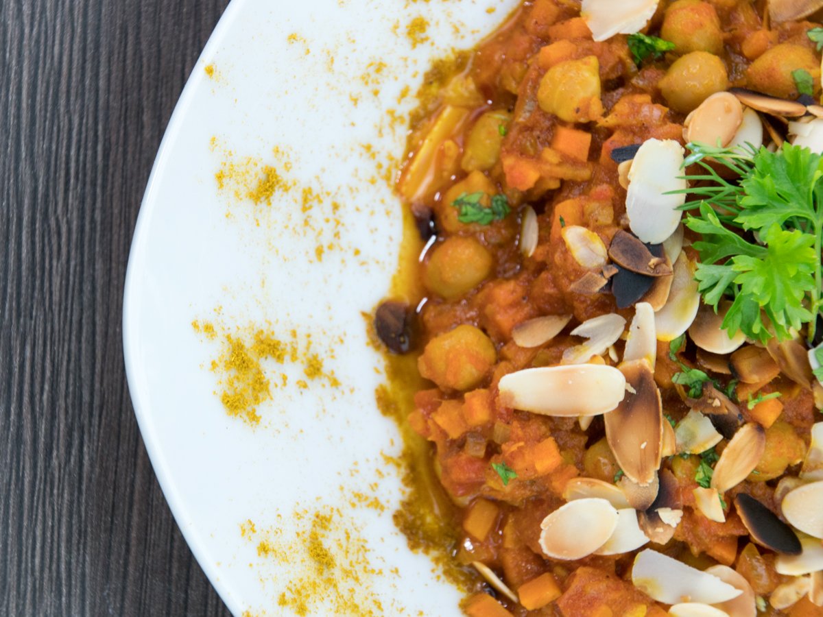 BoernerSocial's tweet photo. Die Briten feiern diese Woche National Curry Week. Feiern sie mit, mit unserem vegetarischen Curry Rezept: https://t.co/ChAozyMbnE #curry https://t.co/iv9ukVMi8P