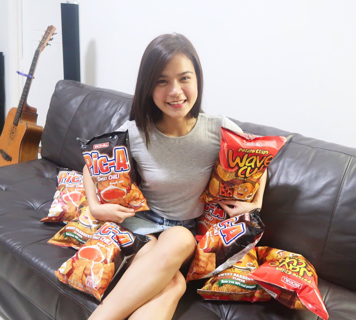 MissMarisRacal's tweet image. All Mine!! 😋 #PicASweetChili at #Wavecut! Isa ako sa unang makaka try nito! Sugod na sa #SMSupermarket and #SMSavemore branches nationwide!