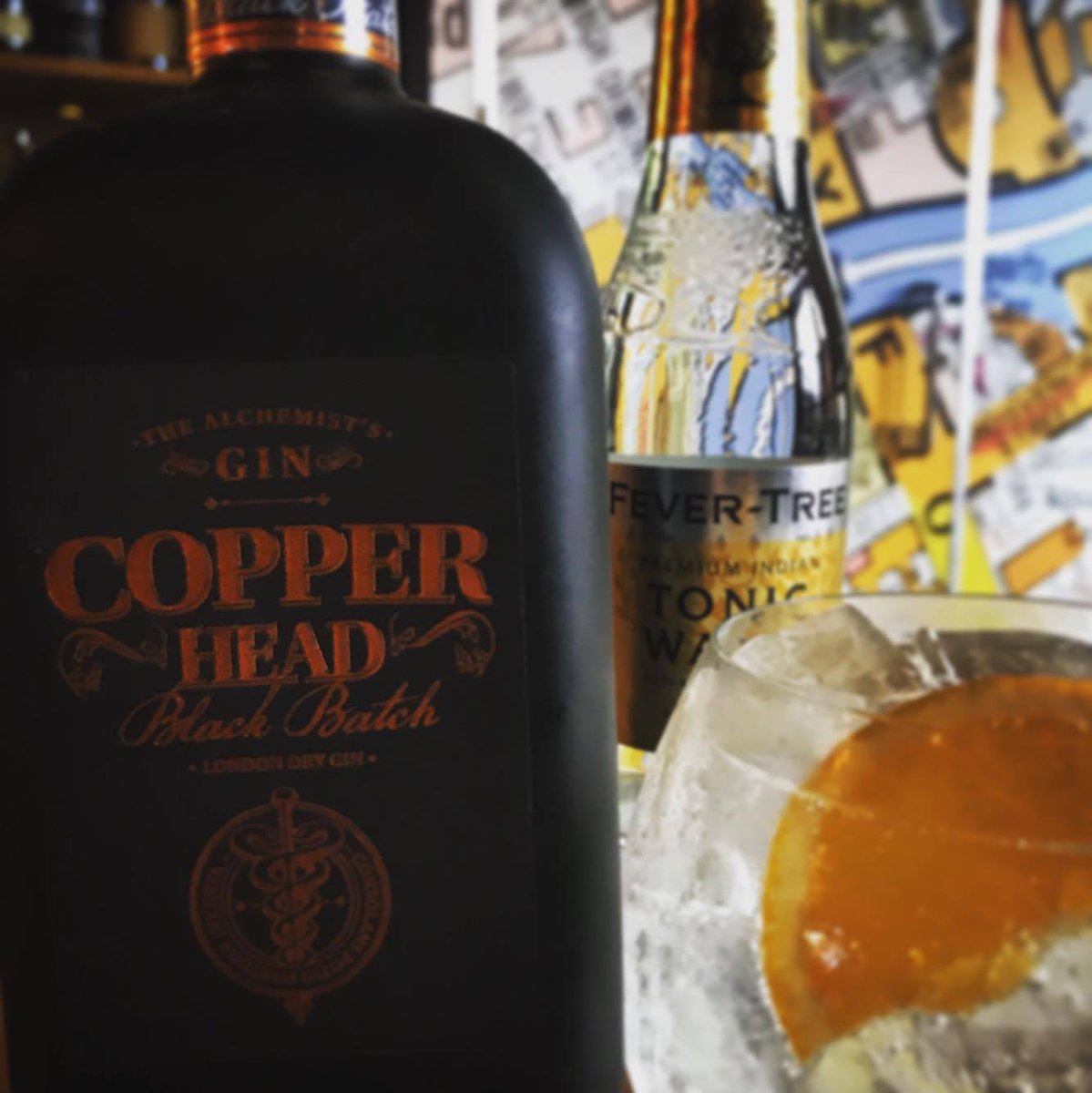 TheGinBible's tweet photo. It's Friday #Manchester! Anyone fancy a @CopperheadGin Black edition #gin with @FeverTreeMixers tonic?🍸#FridayFeeling #GinoftheWeek 🎉 https://t.co/vGt0XmLuTd