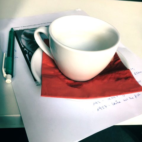 besteworte's tweet photo. Nach der #FutureOfFacts nun ein wunderbarer Workshop mit @brookeborel @riffreporter @thehertieschool über das Fact Checking. Kaffee inkl. https://t.co/bgVGpe5RaS