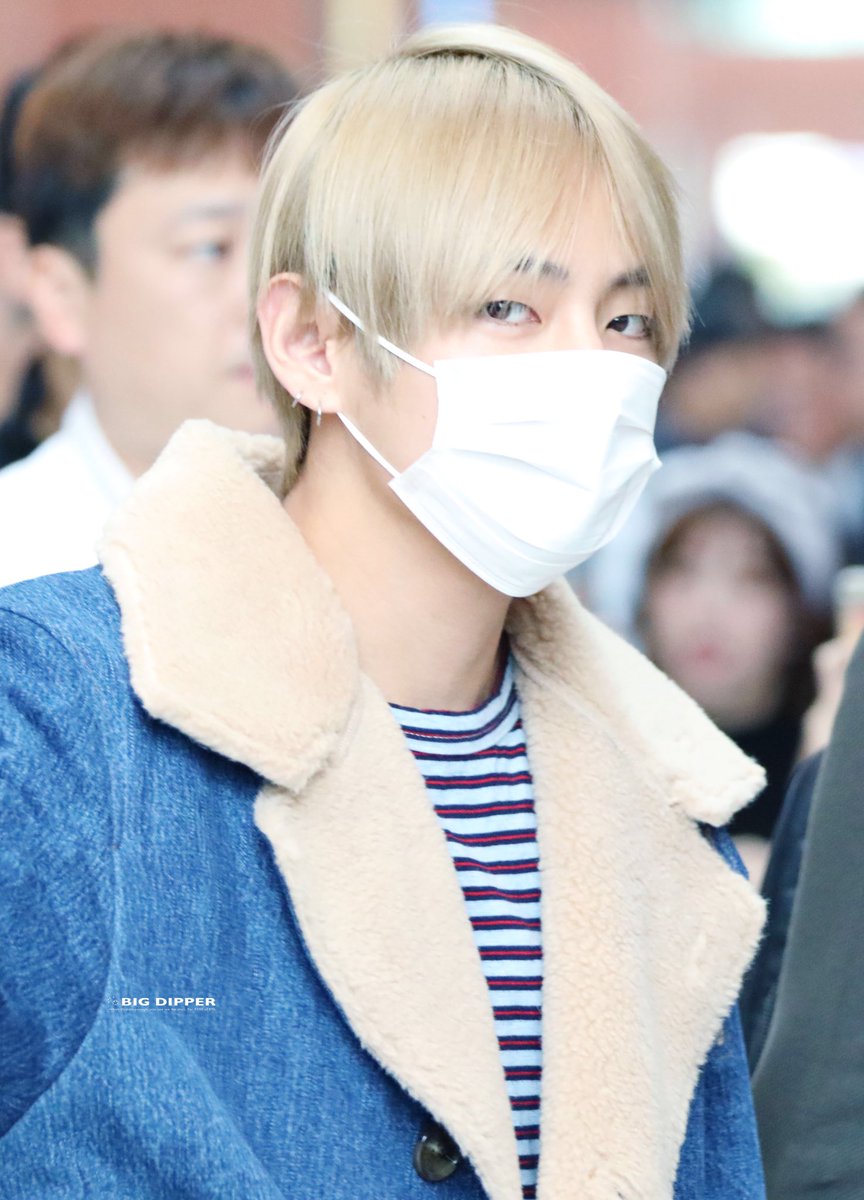 BigDipper_bts's tweet photo. [HQ]171013 KIX입국🐯💜

#태형 #뷔 #방단소년단 #taehyung #V #BTS @BTS_twt https://t.co/tCr2Ca79g0