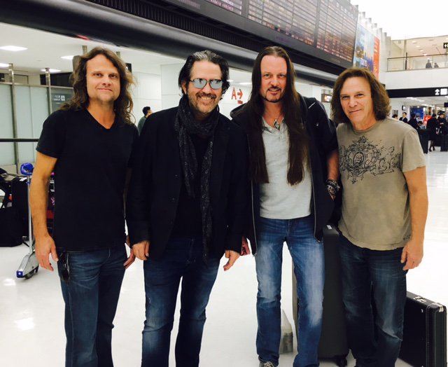 WingerTheBand's tweet photo. Arrival at Narita Airport Japan!

#Wingerlive @loud_park https://t.co/Ig1qvaQPgT
