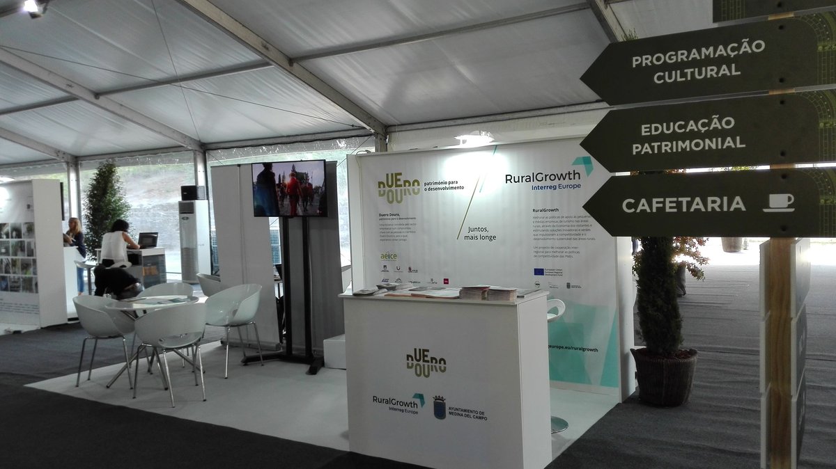dmurielalonso's tweet photo. Comenzamos #ARPA #Amarante promocionando #MedinadelCampo y #RutaVinodeRueda con #InterregEurope #RuralGrowth, #DueroDouro y #3DIntelligence https://t.co/VqkWPaHDbB