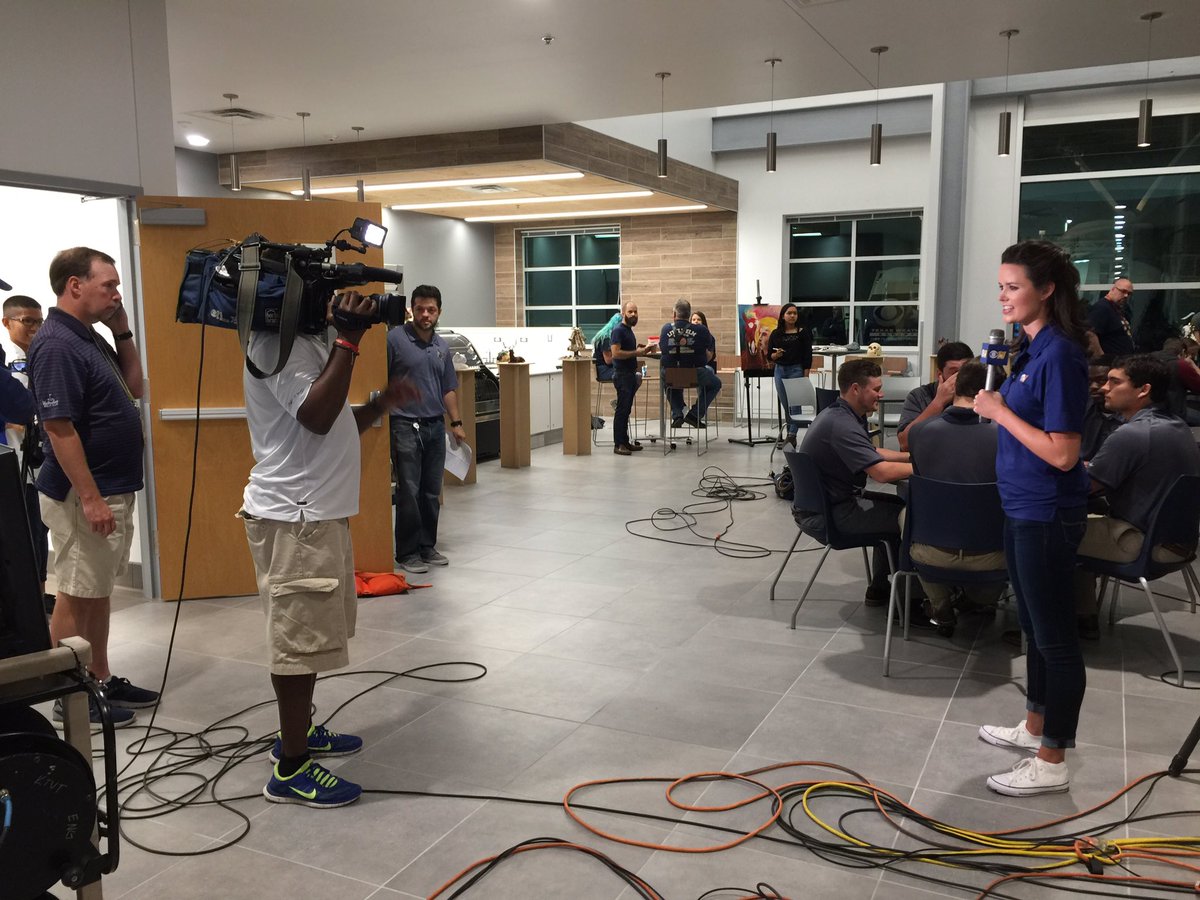 30 minutes left to catch <a href="/CBS11/">CBS11</a> live weather cast <a href="/LittleElmHS/">Little Elm HS</a>