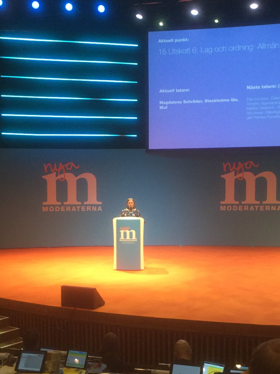 Distriktsordförande <a href="/magganschroder/">Magdalena Schröder</a> debatterar tiggeri på #mstämma.