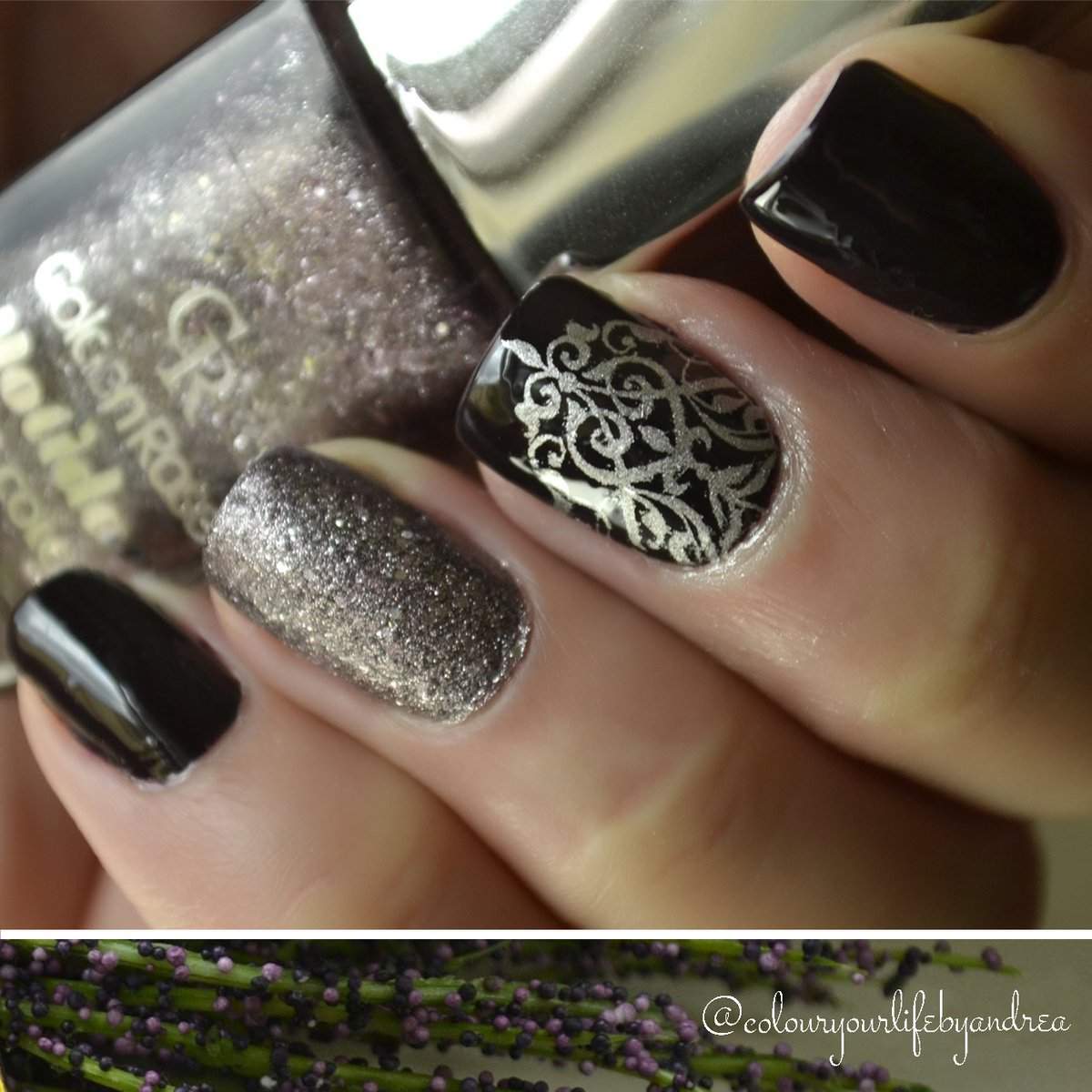 ManasesAndrea's tweet photo. New mani on the blog: https://t.co/1vTVvoT3NM https://t.co/P6SFtyg55t