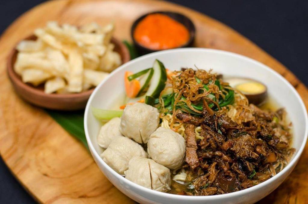 Sneak peek on our new menu "Mie Ayam Bakso" (Chicken noodle) ! .
.
.
.
.
.
.
.
#noodle #noodlelover #food #yum #instafood #socialenvy  #yum…