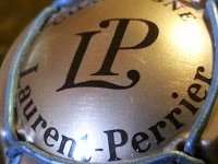 Bar_a_Champagne's tweet photo. Les #bulles du vendredi, Friday's #Champagne #lpcuvéerosé #champagnelaurentperrier https://t.co/g62EItSSsd https://t.co/FBCTDcG31r