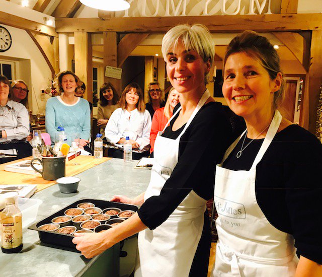 mimispencer1's tweet photo. Fabulous @midlife_kitchen cooking class evening with @GrassiAndJones! Thank you Debbie and Catherine, such super-stars 🌟🌟#midlifekitchen https://t.co/NOV0GAqfnb