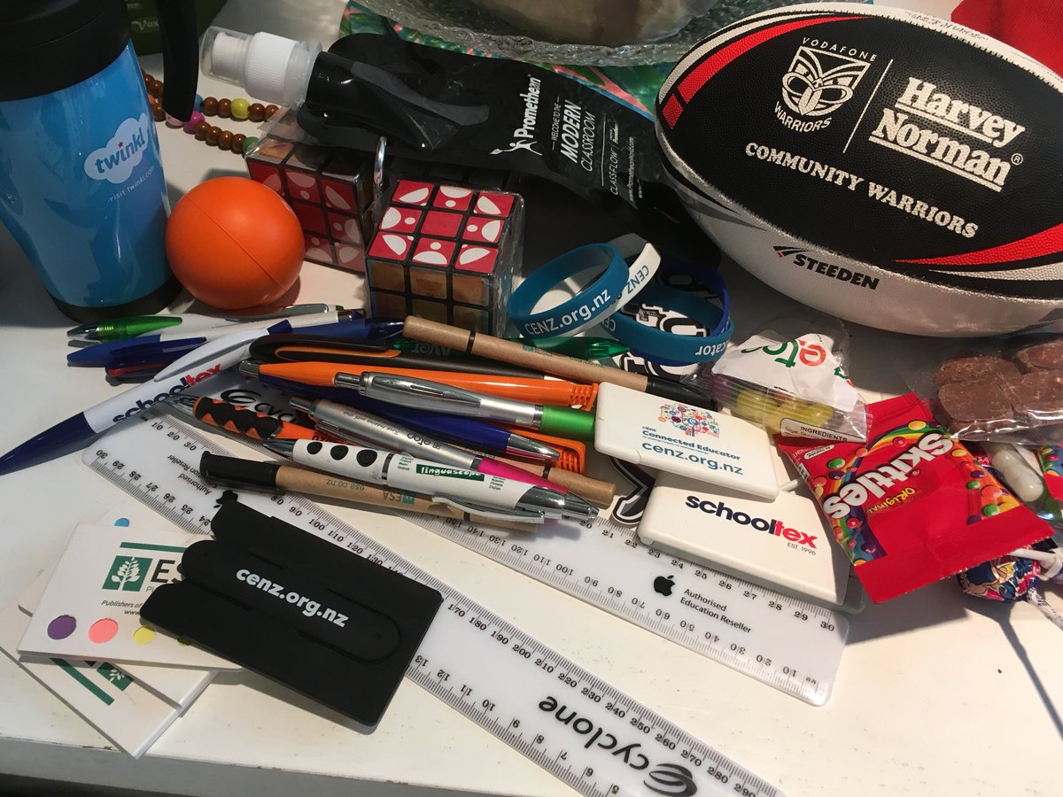 saranz's tweet photo. Unpacking the learning and my @ULearnNZ stash! Thanks #ulearn2017 #cyclone #etap @harveynormanNZ @twinklresources @ESApublications @cyclone https://t.co/V9utAyuobA