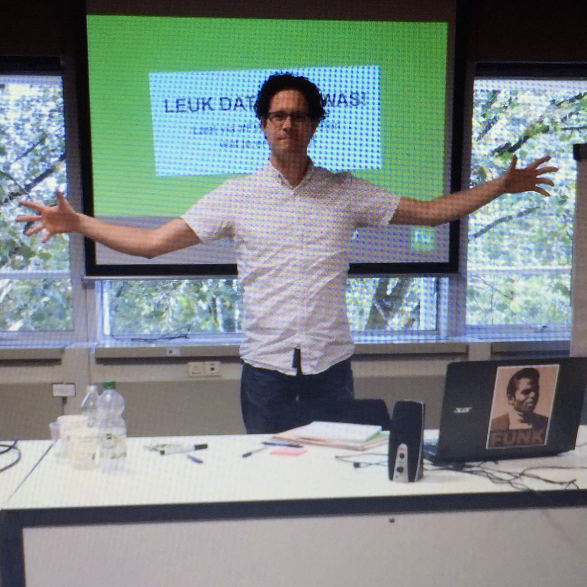 VincentMirck's tweet photo. That’s a wrap. Gisteren debuteerde mijn #training #creatievecontent bij @Frankwatching. Smaakte naar meer. Daarom: tweede ronde op 8 maart. https://t.co/hJMdvv3Bvw