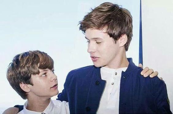 PA_joOnie_'s tweet photo. ห้ะ......... #Tynick น้องจะโตเกินพี่นิคไปแล้วนะ https://t.co/xzZW8X7h6j