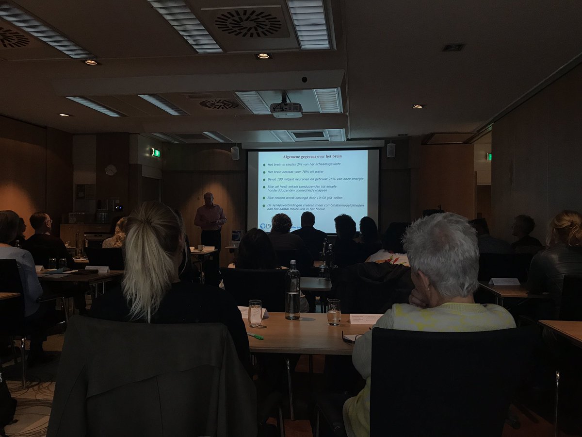 Dag 2 en het #brein wordt doorgelicht 😉 Het toetsenboord van onze eigen #computer! #andersdenken #pma #coaching #opleiding <a href="/PMAmastercoach/">Ingrid Schabbing</a> <a href="/pmainternatl/">PMA International</a>