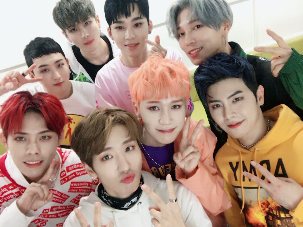 winsmasc's tweet photo. #상큼폭발 #마스크 ( #MASC ) 의 #다해 첫 컴백무대~
잠시후 PM04:50 #뮤뱅 에서 만나용😊
#우수 #도은 #에이스 #이레 #이륙 #문봉 #희재 #치빈 https://t.co/p8ZWmmFT92