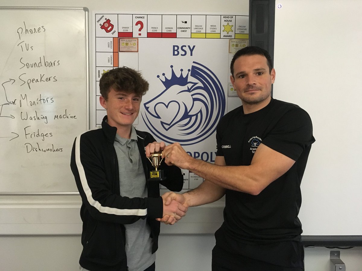 FormBSY's tweet photo. #StudentOfTheWeek goes to Brad Towns for being on time all week! Well done! 🎉🎉 https://t.co/lzaHWU52ce