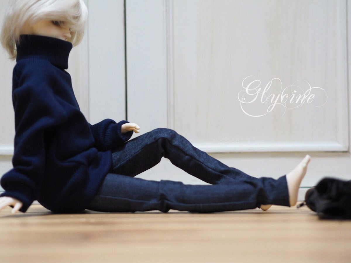 MaisonCherir's tweet photo. 男の子のデニム的なものを作ってみた。けどやっぱり前開きにすると面倒くさ〜〜ぃ💦 
まぁ、販売用じゃないし、モデルさん用の服だし…🙄💦

#SDboy https://t.co/8dGHwRMjbP