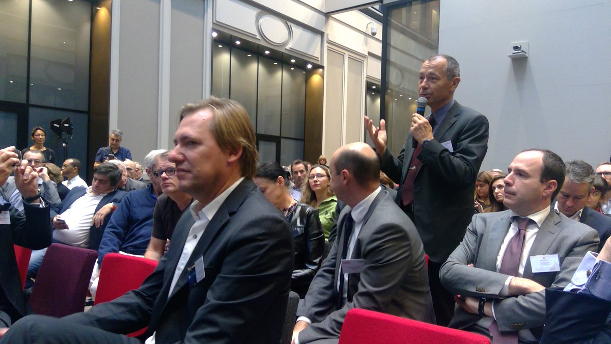 #MatinsEcoJDD pour JC Girot Mondial de l'Auto "l'IA est au coeur de la mobilité, ce sera un thème clé du <a href="/MondialAuto/">Mondial AUTO GARAGE</a> 2018"