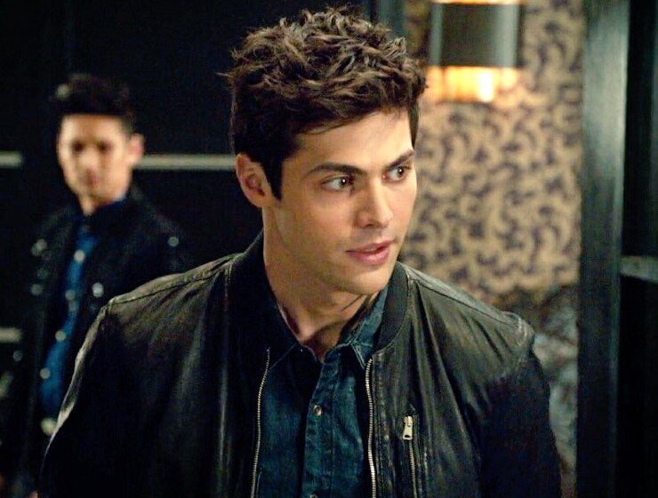 PrettyboyyAlec's tweet photo. I love how Alec’s hair is always styled a little different https://t.co/HPNdyvadA1