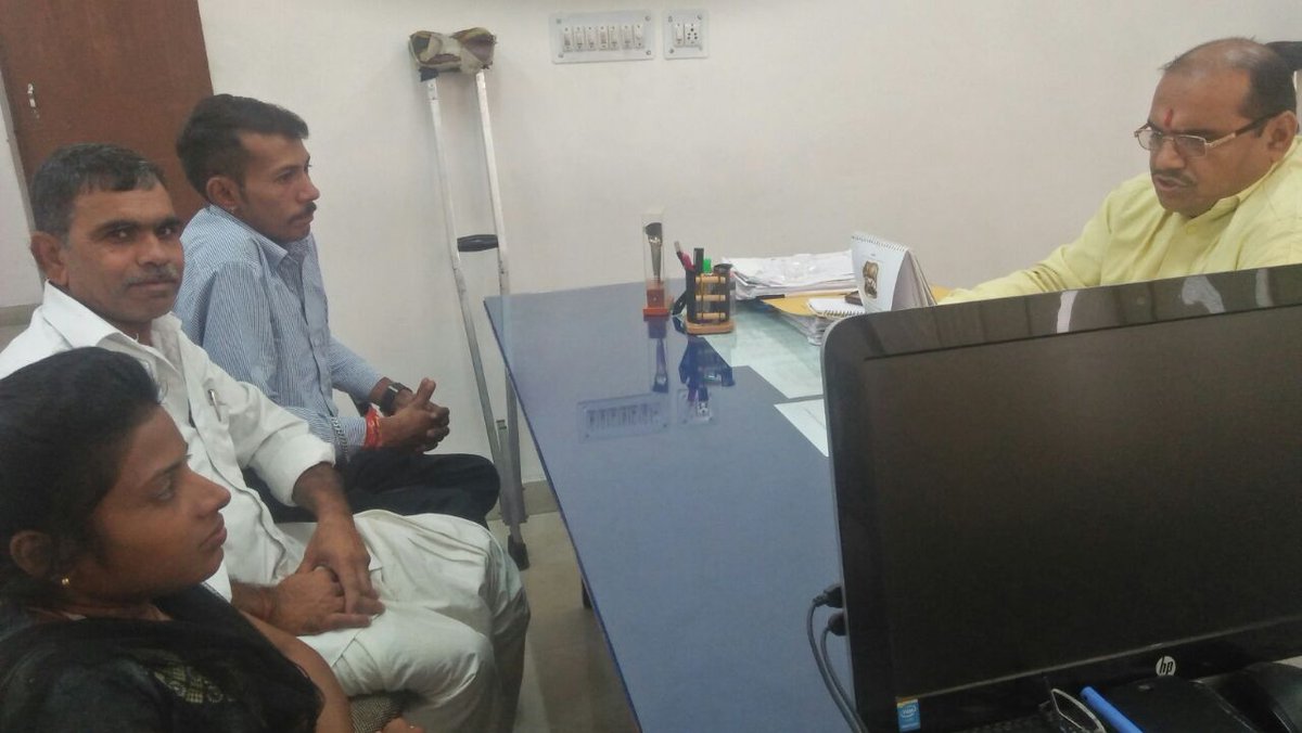 ApnoSangh's tweet photo. Today meeting in director dosje dr.samit ji sharma or nishaktjan aayuct dhanaram ji purohit &amp; Apno sansthan jaipur president puran sharma https://t.co/5uhRZAI5X3