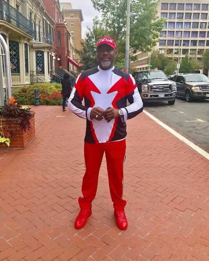 Tyro On Twitter A Nigerian Senator Gets A 108 000 Wardrobe
