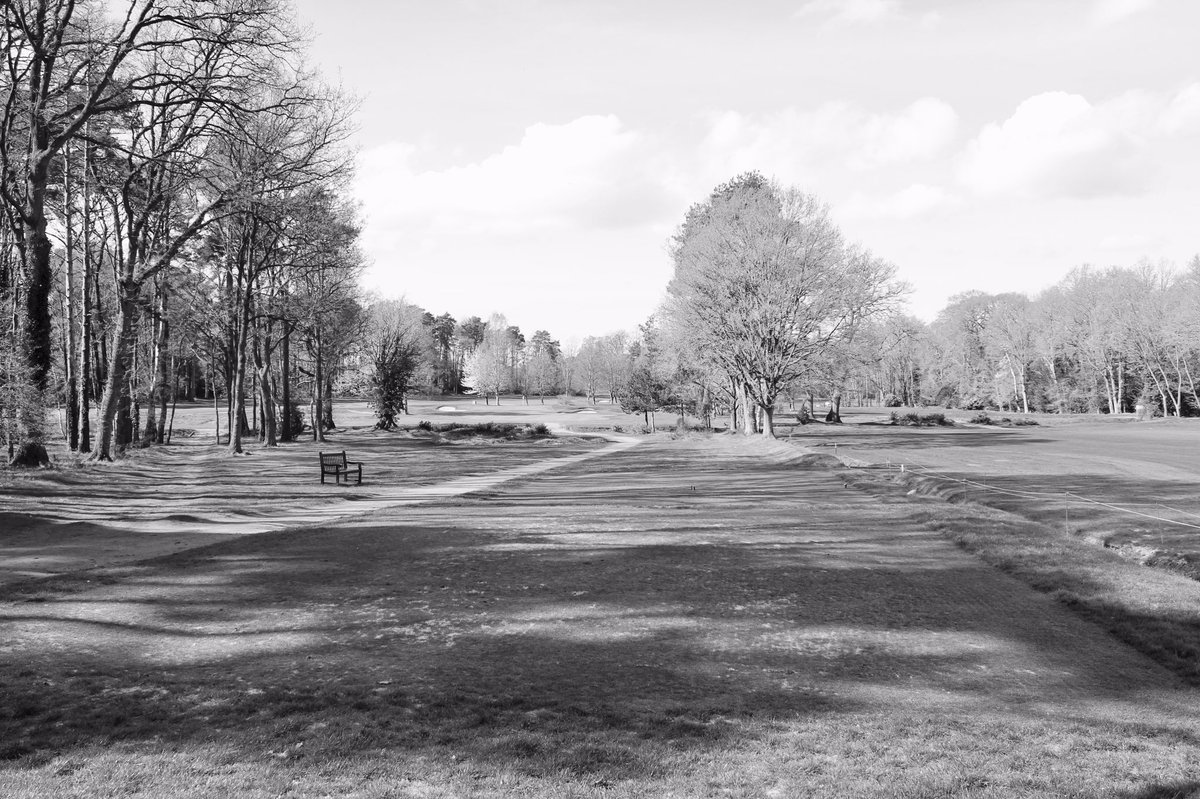 EAST BERKSHIRE GC
Phase I, tee works &amp; ditch to the 13th by <a href="/BlinderBunker/">Profusion & Blinder</a>.  Excellent team work all round.  Thanks to Mike, EBGC CMC &amp; BC