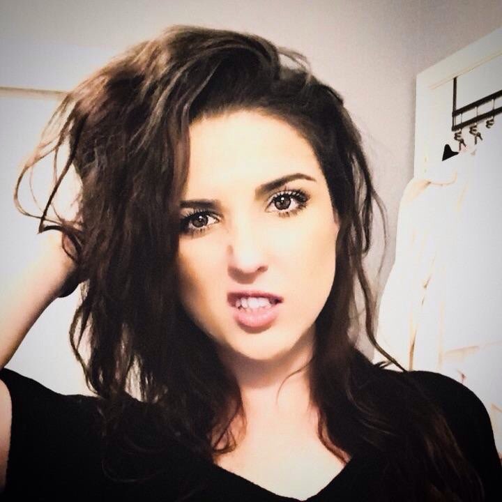 bborges5617's tweet photo. Svet-monsta #cleaning #joinme#Liveme Svetlanaaa: https://t.co/kBEwcTFJK8 https://t.co/bnj9ZFlGS5