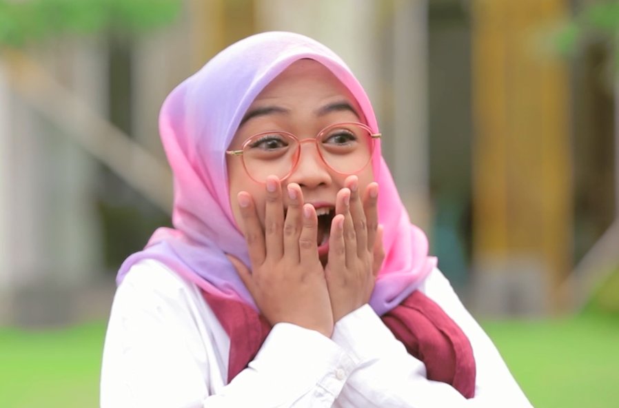 ada apa dengan reaksi @riaricis1795 ini? apakah hasil matching kartu berhasil?
tetap stay tune terus ya imajiners!! :)