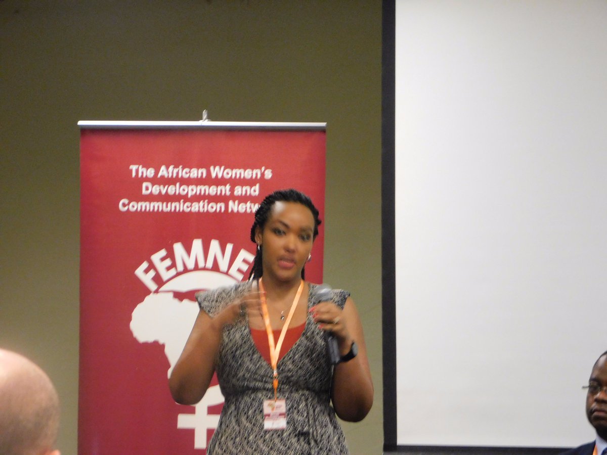 JulietTembo1's tweet photo. #AFMA2017 @FemnetProg @EmmaKaliya @DinahRwiza https://t.co/iFxN1VXhxM