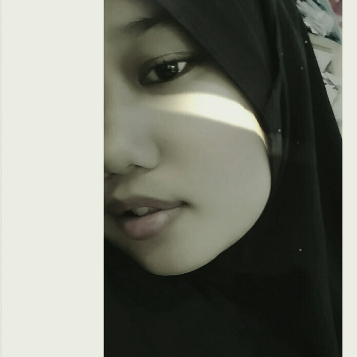 melatidwi18's tweet photo. #FotoProfilBaru https://t.co/wjFNLiTRAx