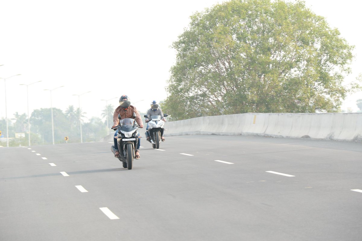 KarthiDct's tweet photo. π#racingmode #activatedππ #checking #topspeedπ° @ #orr #nolimitsπ₯π¦ https://t.co/PwBDcqA7PI