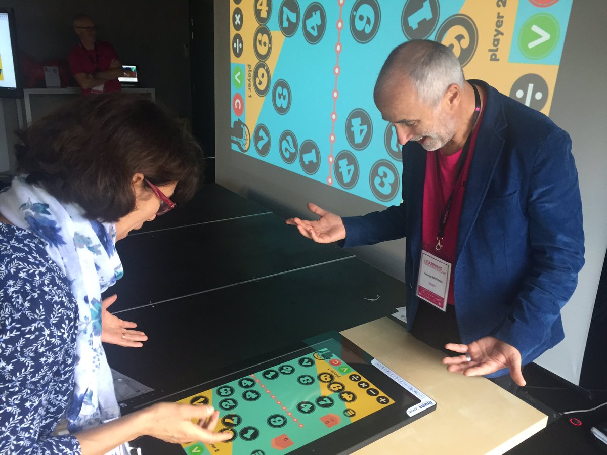 NFr21's tweet image. Battle de calcul mental durant #learningshow #LS2017 👍😊