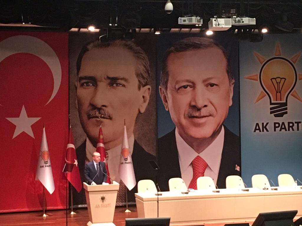 Feyat_ASYA's tweet photo. Sn Cumhurbaşkanımız Gen.Başkanımız @RT_Erdogan beyin katılımı ile 118 Genişletilmiş İl Başkanları Toplantımız başladı Hayırlara vesile olsun https://t.co/UJdEmp22es