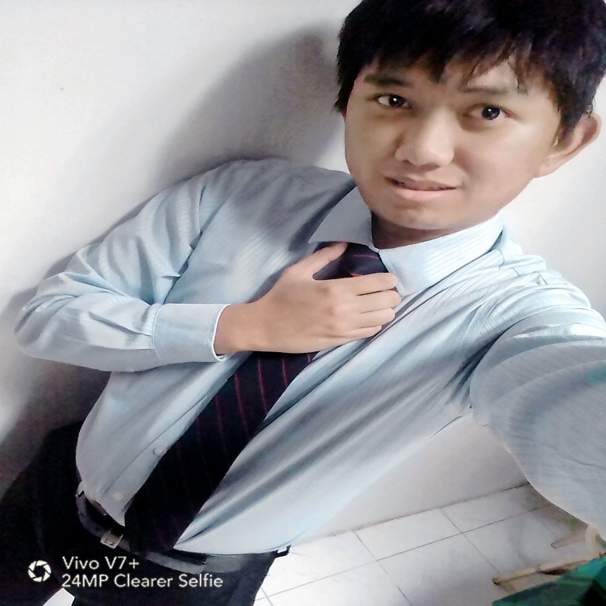 julzism's tweet photo. SUITS ON AND GAME ON!
💎👔👌
#LIT #PerfectSnap
#24MPClearerSelfie https://t.co/GerLBPBUxy