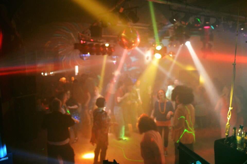 VCBackToThe80s's tweet image. 1 day until we turn @BarnstapleMkt into a mega 80’s nightclub with bar, cars, film memorabilia and more! Tkts at vcbacktothe80s.eventbrite.co.uk