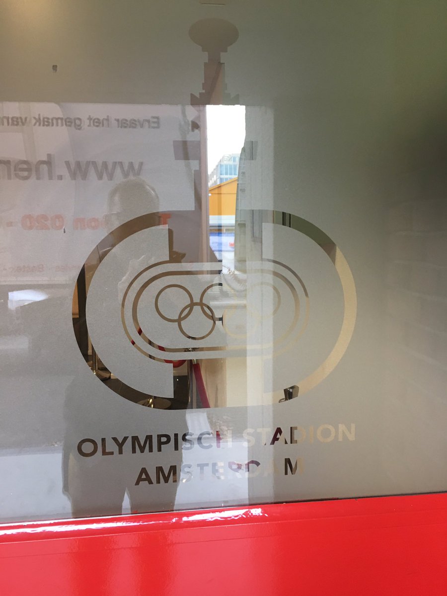 Iets met roots,energie en <a href="/vonken2028/">De Vonken van 2028</a> 💪🏻 tof gesprek met societeit van Olympisch Stadion #proefdeverbinding #latermeer