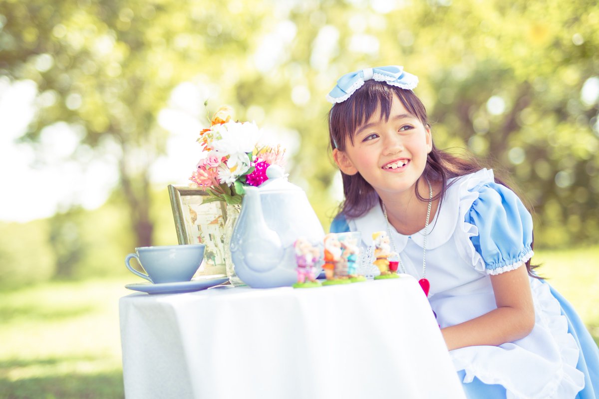 AMERE_WEB's tweet photo. ふしぎの国のアリス撮影会開催！
10月22日(日)←15日より順延
天使のドレス屋さん×ファッション誌AMERE×チーム桃×フォトグラファーJohnny
が創りだすまるで絵本のような世界
参加キッズモデルさん募集！
https://t.co/rrTirsu7Ue 
#天使のドレス屋さん
#キッズ撮影会 https://t.co/U1BO1RBqjW
