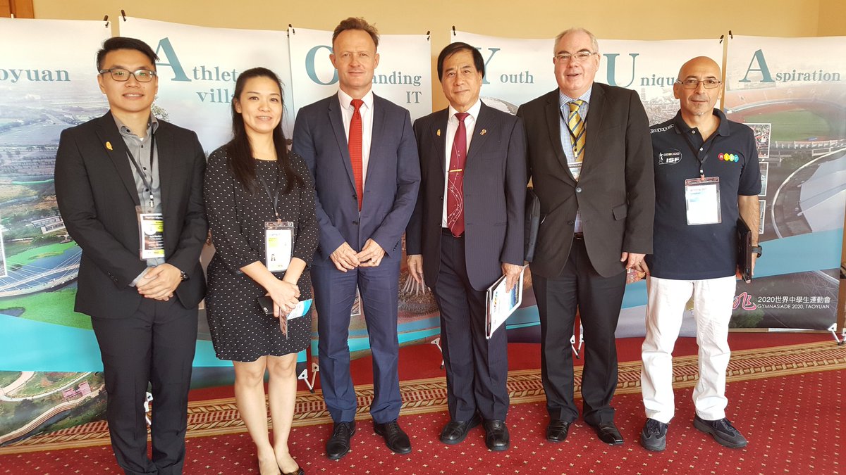 ISFsports's tweet photo. ISF president @lpetrynka welcoming 3 #gymnasiade 2020 candidates. #china #chinesetaipei #hungary #ISFforum2017 https://t.co/seIKwYNuqv