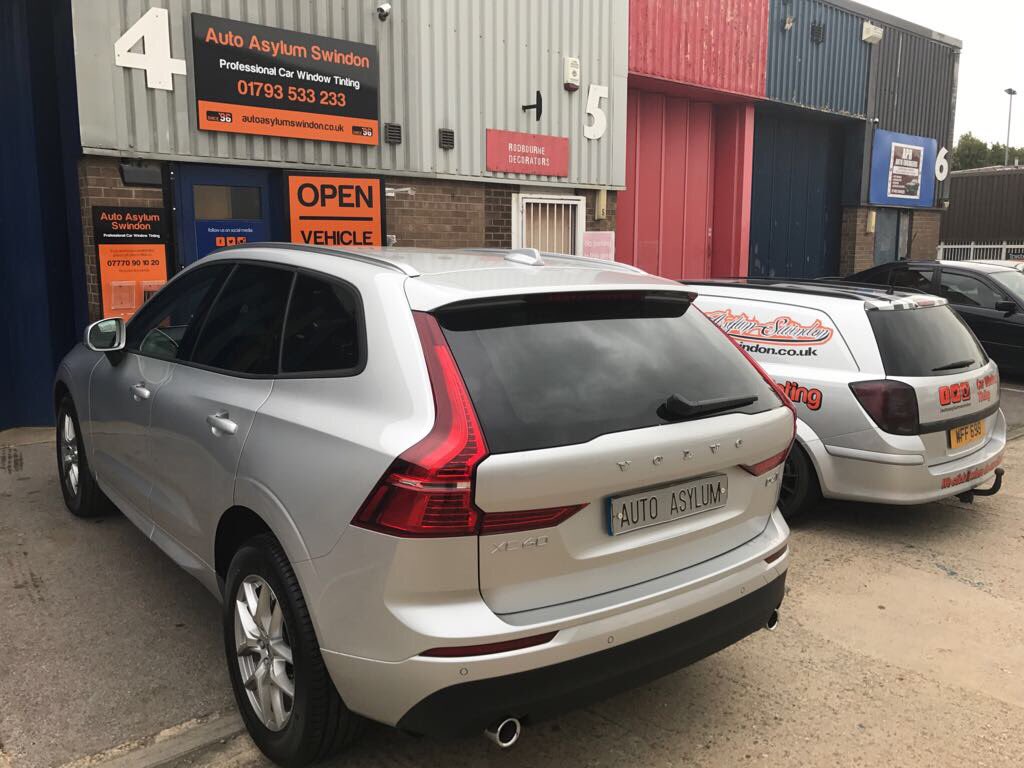 AutoAsylumWilts's tweet photo. New 67 Plate Volvo XC60 from @johnsonscars #Swindon we fitted 18% Dark Smoke Premium #windowfilm #privacyfilm #tinted #tint #VolvoXC60 https://t.co/ZHnEPSpTvm