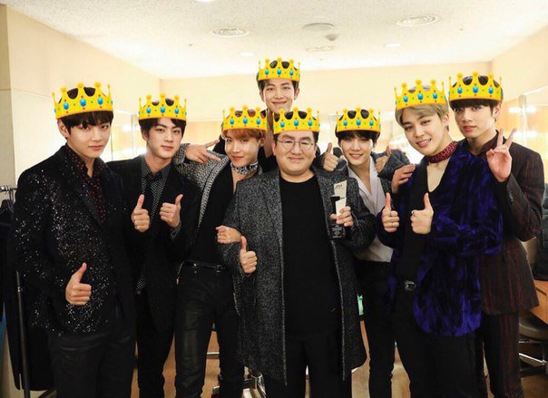 saniak03's tweet photo. #Happyjiminday
ЖЕЛАЮ ТЕБЕ САМОГО НАИЛУЧШЕГО В ЭТОЙ ЖИЗНИ❣️ , ЗДОРОВЬЯ . И БЛАГОДАРЮ ВАШИХ РОДИТЕЛЕЙ ЗА ТАКИХ МАЛЫШЕК ПУСЕЧЕК 💜💜💓 https://t.co/dPiNZSoFHR
