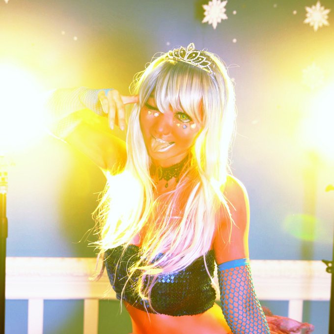 Twitterのコスプレ画像28