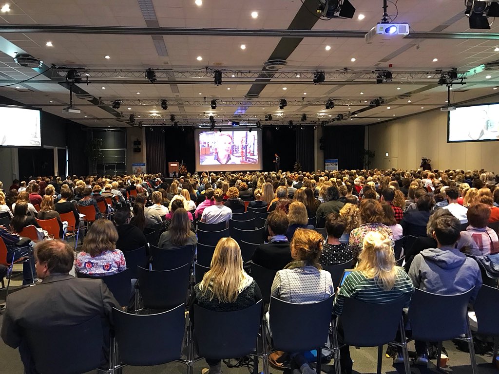2e Congres Sport en Voeding start met tips van Epke Zonderland zoals: 'de juiste voeding op de juiste momenten nemen.' 
#congres #FCInstitute_NL #nlactief