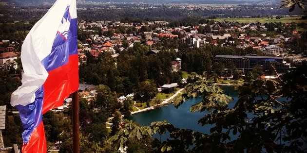 El Parlament eslovè aprova una resolució a favor de l'autodeterminació goo.gl/Hkjpjd