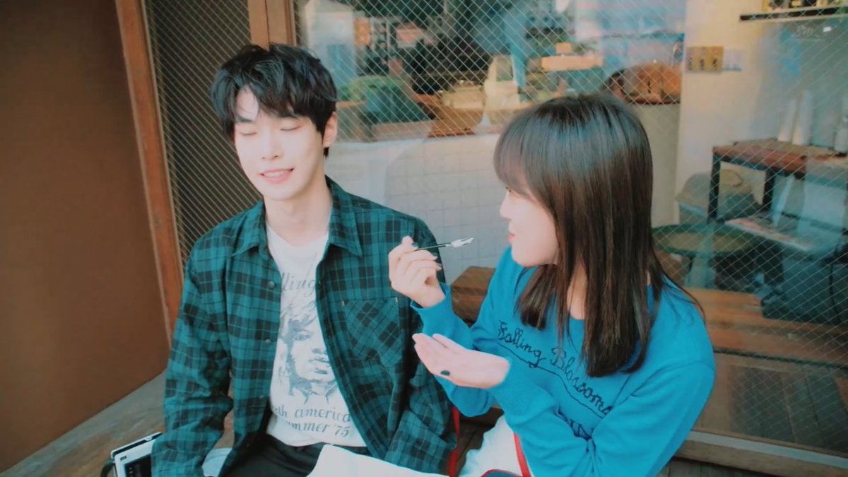 lcveten's tweet photo. doyoung's face when sejeong tricked him is the cutest thing ever https://t.co/3alnX2OxxC
