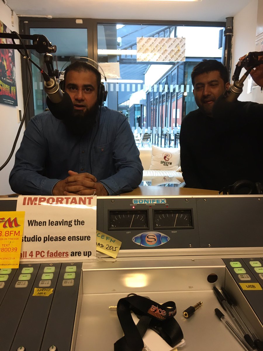 Gr8 to have <a href="/Bentincks/">Bentinck Furniture</a> live on #showbusiness celebrating &amp; sharing their story <a href="/spicefm/">Spice FM</a> <a href="/AmmarMirza/">Ammar Mirza CBE</a> @Dabbawal #fastest50 <a href="/jnlbusiness/">The Journal Business</a>
