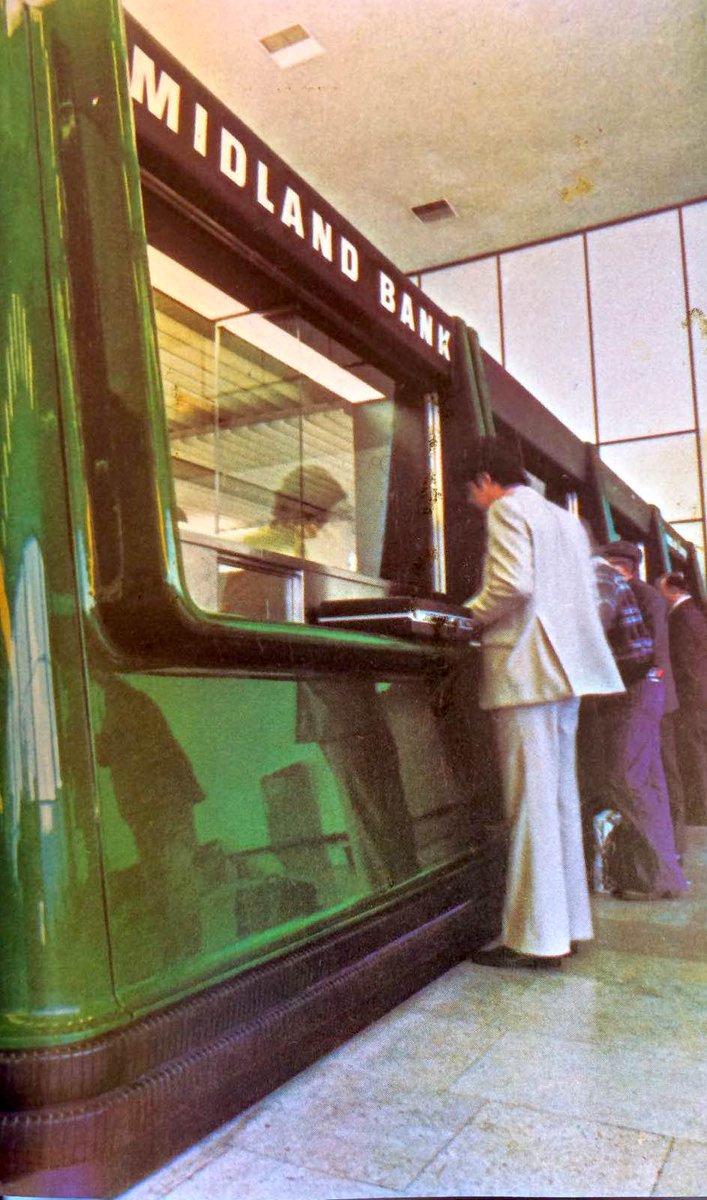 OSaumarezSmith's tweet photo. 1970s interior makeover of Heathrow Terminal 2 was plastic fantastic https://t.co/60gkC6fVs7