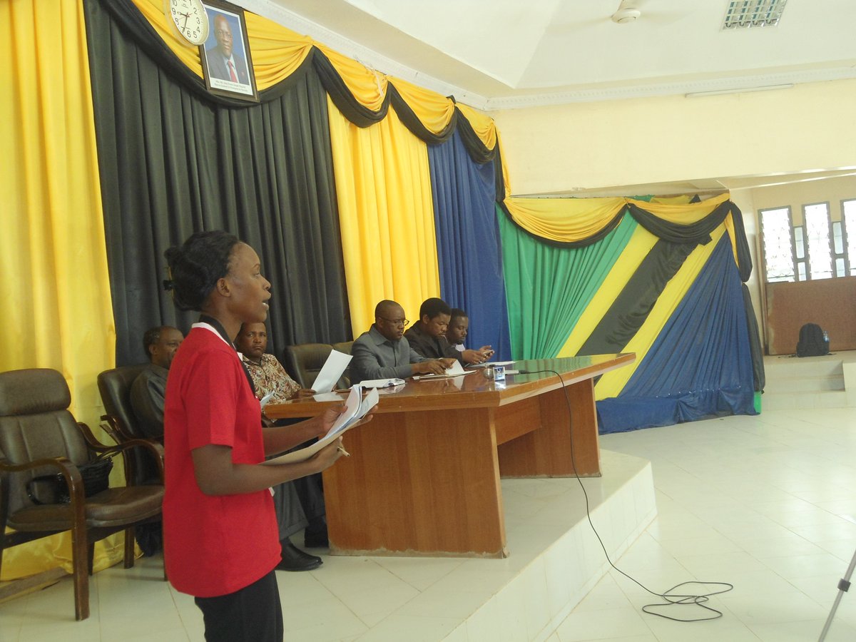 AmrefTanzania's tweet photo. @AmrefTanzania presenting to Meatu govt officials and other stakeholders on the nutrition projects that will operate the district #WIFAS https://t.co/yvqfP1o2JG