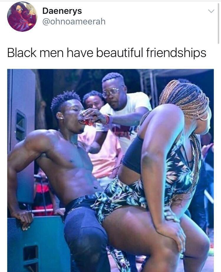 kingnellyii's tweet photo. My favourite memes from this week. Sometimes twitter is just on point 👌🏿😂 https://t.co/7B7p8JDyWp