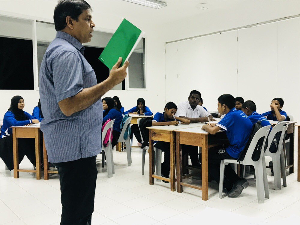 KGS145's tweet photo. Session on local legislation taken by Guraidhoo Constituency MP for Grade 7 students @EducationMV @aishathshiham https://t.co/lof0EtEr6M