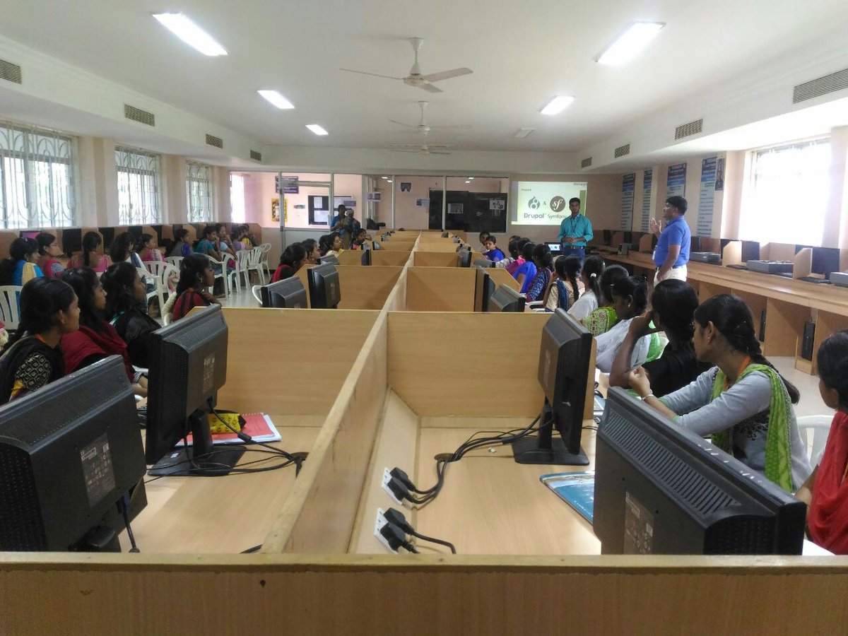 senthilmohith's tweet photo. #Drupal #Drupal8 #DCAP at  Vivekananda College of Engineering for Women, Tiruche ngode. #Innoppl #DrupalChennai https://t.co/cf2RS6wTmt