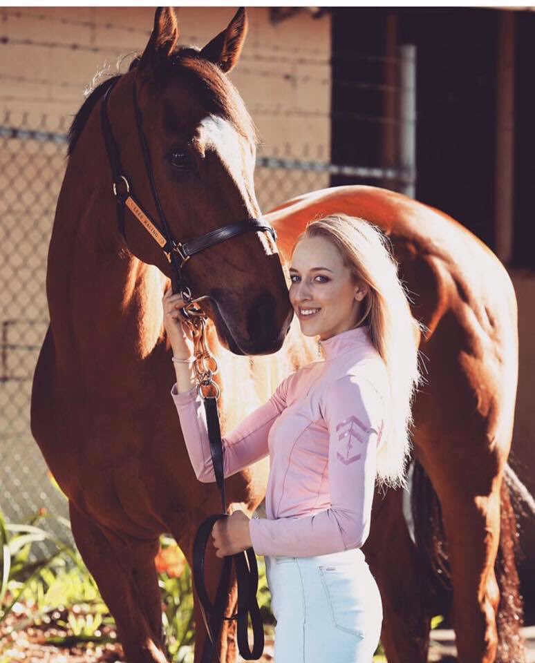irish_janey's tweet photo. Not only is she a talented Apprentice but my gorgeous best friend is an amazing model AND artist, Louise Day & #ClearlyInnocent @Leesracing https://t.co/dFhW8AjpeX